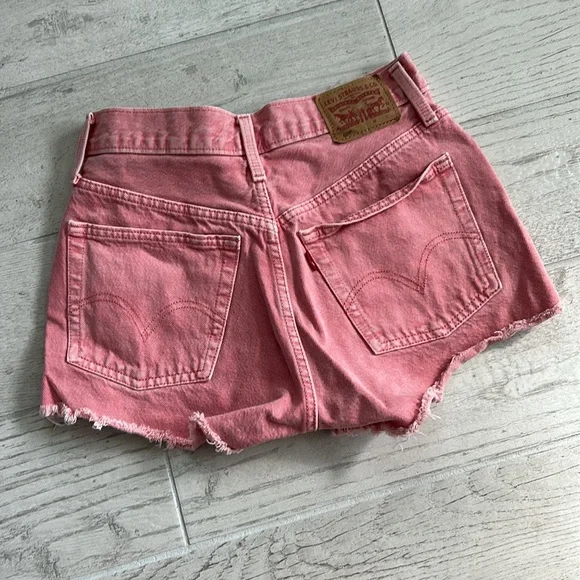 Levi’s 501 Denim Shorts Coral Pink Cutoffs Button Fly - Picture 2 of 5